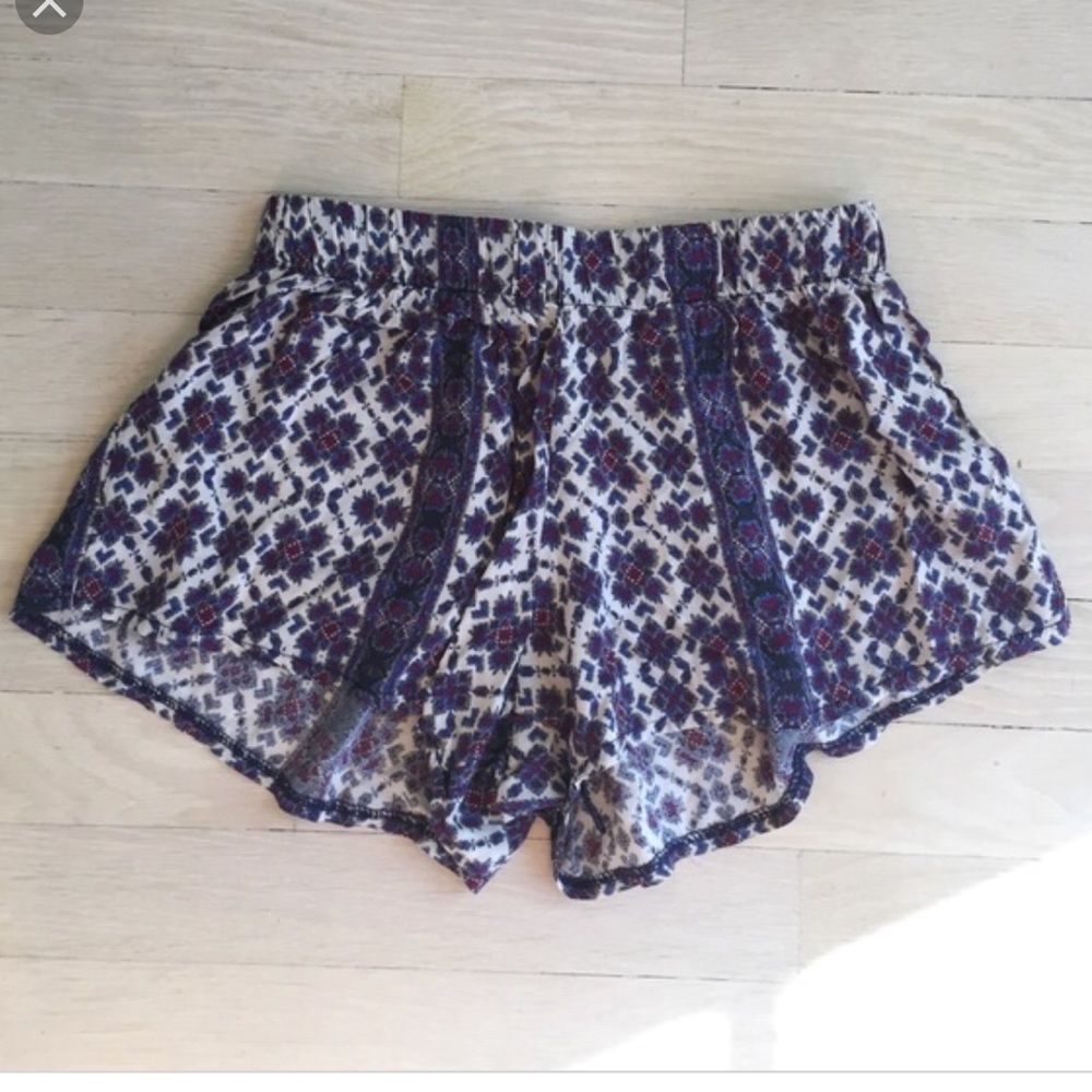 Brandy Melville shorts !!